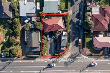 Photo of property in 1/174 Lake Road, Northcote, Auckland, 0627