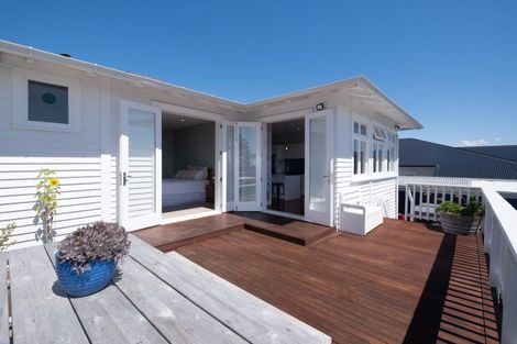 Photo of property in 42 Simla Terrace, Hospital Hill, Napier, 4110