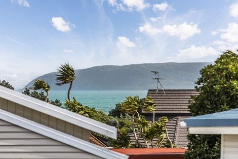 Photo of property in 13 Bay Drive, Titahi Bay, Porirua, 5022