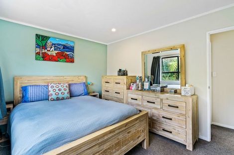 Photo of property in 60 Brian Crescent, Stanmore Bay, Whangaparaoa, 0932