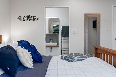 Photo of property in 53 Ridgeway Road, Pukekohe, 2120