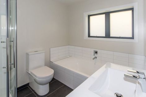 Photo of property in 9d2 Comber Place, Johnsonville, Wellington, 6037