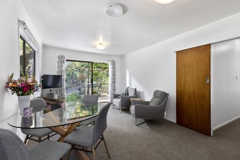 Photo of property in 9 Geoffrey Road, Torbay, Auckland, 0630