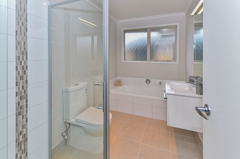 Photo of property in 14 Lisle Farm Drive, Pukekohe, 2120