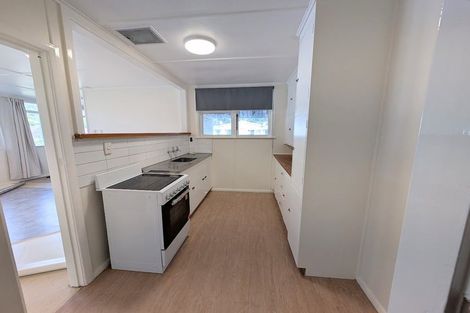 Photo of property in 24-26 Hanson Grove, Stokes Valley, Lower Hutt, 5019