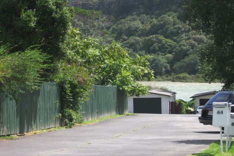 Photo of property in 36 Ranch Avenue, Beach Haven, Auckland, 0626
