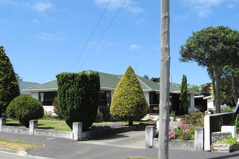 Photo of property in 9 Fairmile Place, Russley, Christchurch, 8042