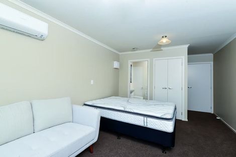 Photo of property in 21u1 Park Terrace, Hamilton Central, Hamilton, 3204