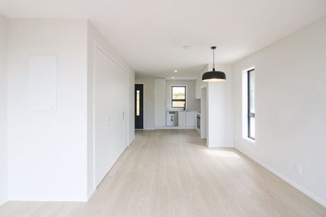 Photo of property in 72 Tiketike Way, Brooklyn, Wellington, 6021