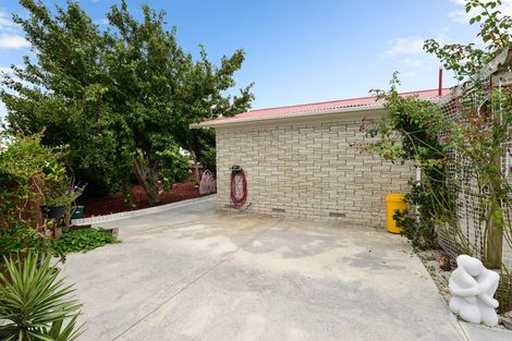 Photo of property in 27 Yvonne Street, Melville, Hamilton, 3206