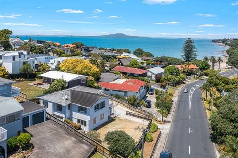 Photo of property in 525 Beach Road, Murrays Bay, Auckland, 0630