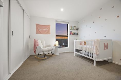 Photo of property in 12/82 East Coast Road, Milford, Auckland, 0620