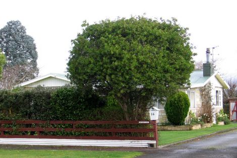 Photo of property in 16 Chamberlain Road, Masterton, 5810