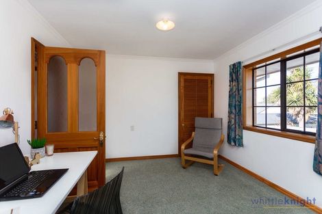 Photo of property in 2/28 Champion Street, Edgeware, Christchurch, 8013