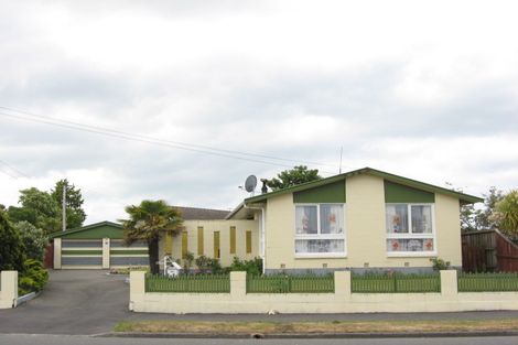 Photo of property in 449 Mairehau Road, Parklands, Christchurch, 8083