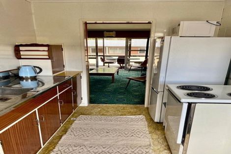 Photo of property in 40 Maunganui Road, Mount Maunganui, 3116
