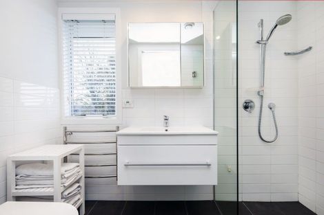 Photo of property in 36 Jacksons Road, Lyttelton, 8082