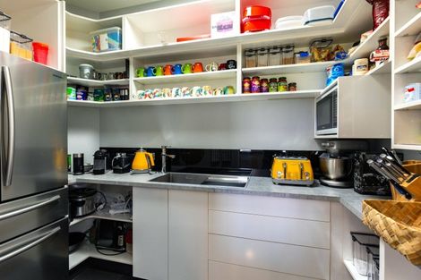 Photo of property in 18 Lee Street, Blenheim, 7201