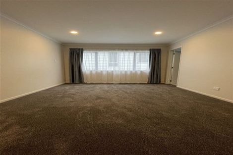 Photo of property in 28 Lime Hill Rise, Flat Bush, Auckland, 2019