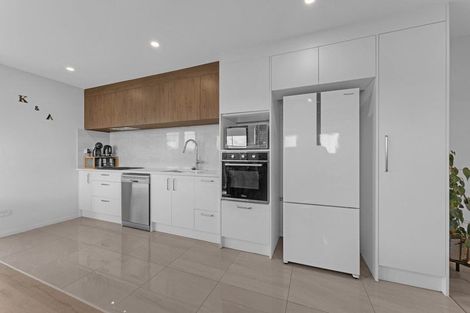 Photo of property in 2 Tidal View Road, Karaka, Papakura, 2113