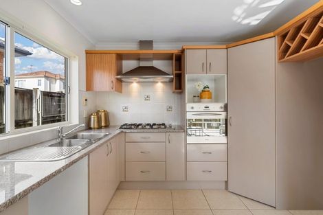 Photo of property in 81a Meadowland Drive, Somerville, Auckland, 2014