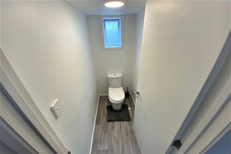 Photo of property in 27 Estuary Road, Weymouth, Auckland, 2103