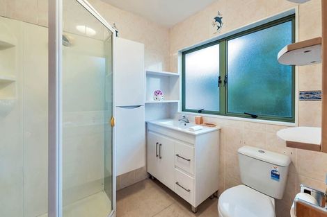 Photo of property in 81 Garton Drive, Massey, Auckland, 0614