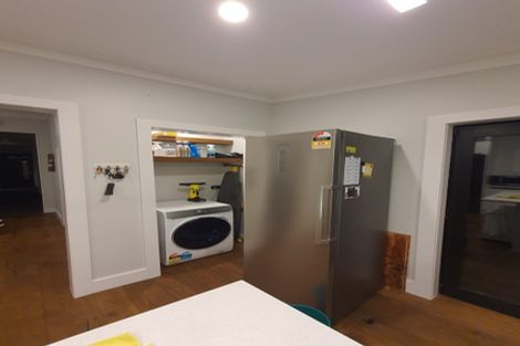 Photo of property in 42 Collins Street, Hawera, 4610