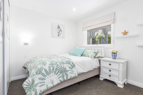 Photo of property in 38 Whanake Street, Titahi Bay, Porirua, 5022