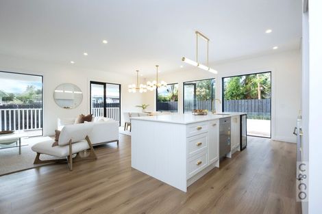 Photo of property in 15 Edward Street, Riverhead, 0820