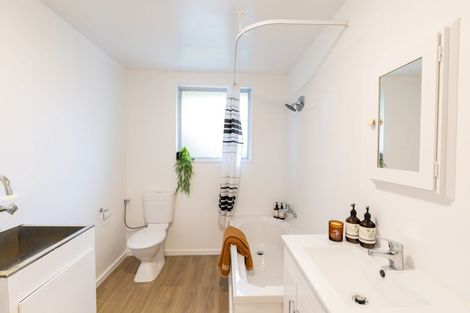 Photo of property in 4/41 Wrights Road, Addington, Christchurch, 8024