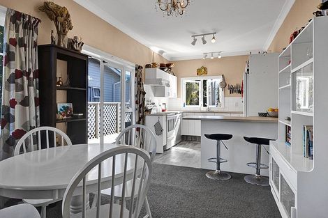 Photo of property in 48 Egmont Street, Hawera, 4610