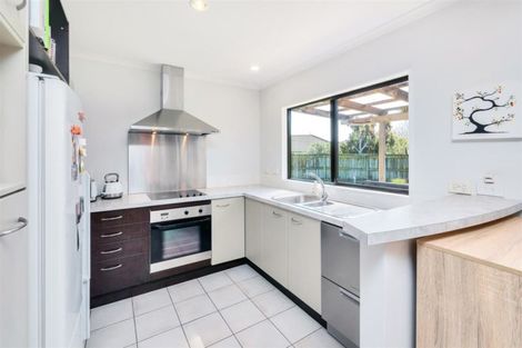 Photo of property in 23 Espalier Drive, Henderson, Auckland, 0612