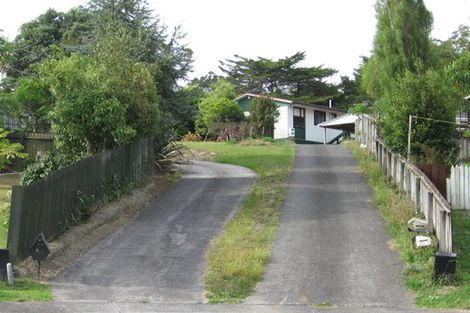 Photo of property in 23 Midgley Road, West Harbour, Auckland, 0618