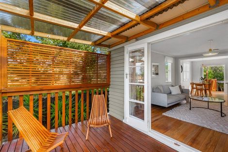 Photo of property in 242 Henderson Valley Road, Henderson, Auckland, 0612