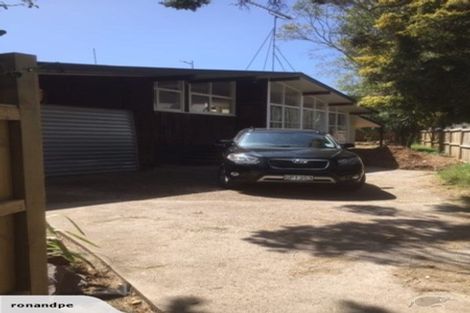 Photo of property in 23 Arosa Place, Forrest Hill, Auckland, 0620