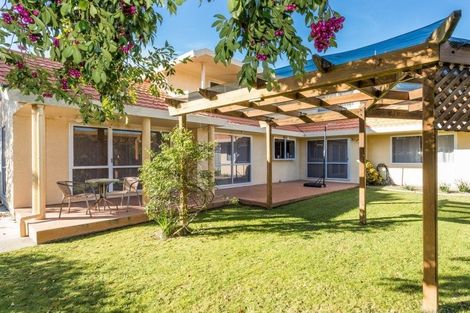 Photo of property in 5 Kingsgate Close, Havelock North, 4130