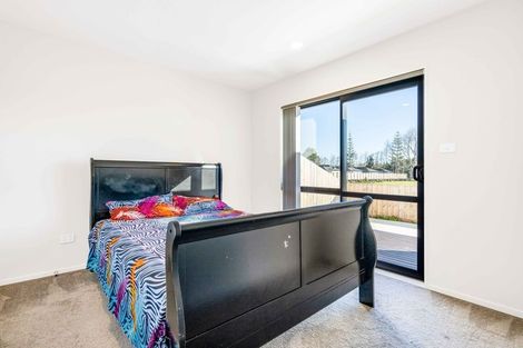 Photo of property in 11 Silver Beech Street, Takanini, 2110