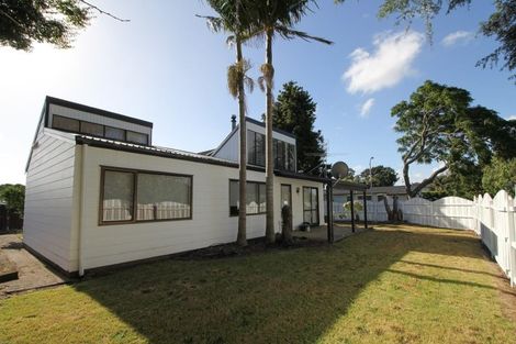 Photo of property in 1/23 Beaumaris Way, Conifer Grove, Takanini, 2112