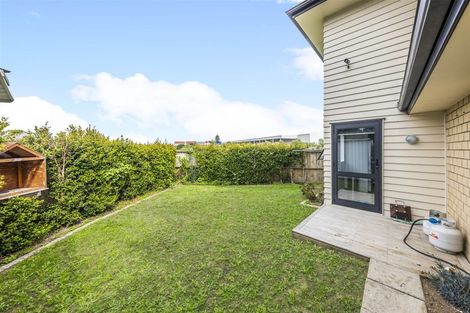 Photo of property in 87 Naylors Drive, Mangere, Auckland, 2022