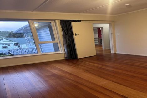 Photo of property in 24 Severn Street, Island Bay, Wellington, 6023