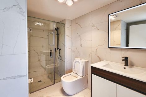 Photo of property in 2a Embling Place, Eastern Beach, Auckland, 2012