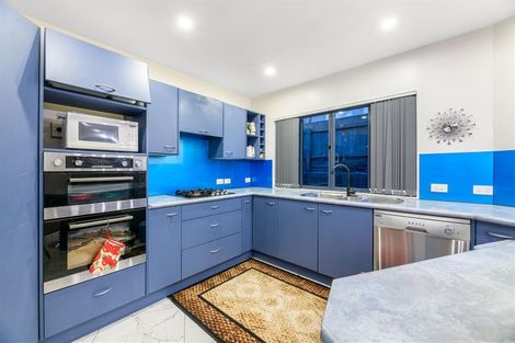Photo of property in 10 San Pablo Way, Henderson, Auckland, 0612