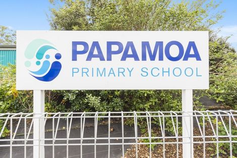 Photo of property in 1 Lennon Way, Papamoa Beach, Papamoa, 3118