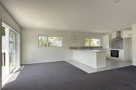 Photo of property in 6 Halder Place, Torbay, Auckland, 0632