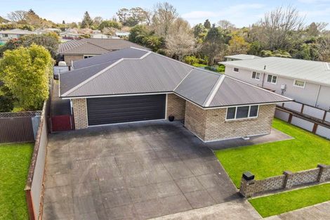 Photo of property in 35 Hamlet Street, Stratford, 4332