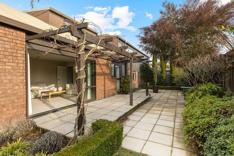 Photo of property in 25 Rubens Place, Burnside, Christchurch, 8053
