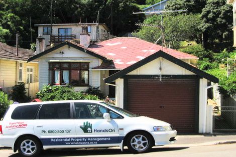 Photo of property in 129a Melbourne Road, Island Bay, Wellington, 6023