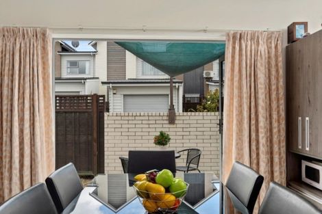 Photo of property in 10 Squadron Drive, Hobsonville, Auckland, 0616