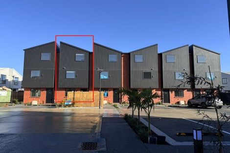 Photo of property in 2/31 Normandy Place, Henderson, Auckland, 0610